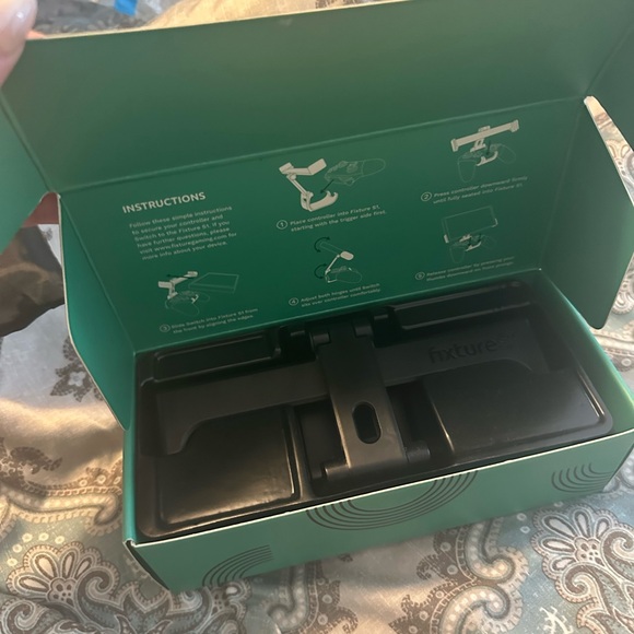 Black Gaming Console with Controller - Picture 8 of 9